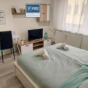Aweshome - 3 Bedrooms And Free Parking Apartman